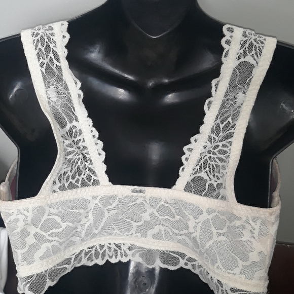 Victoria SECRET - Picture 4 of 6